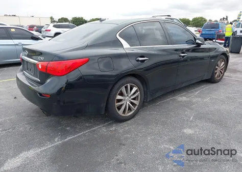 2016 Infiniti Q50 2.0T Base/2.0T Premium z USA, uszkodzony, nr VIN JN1CV7AR1GM250082